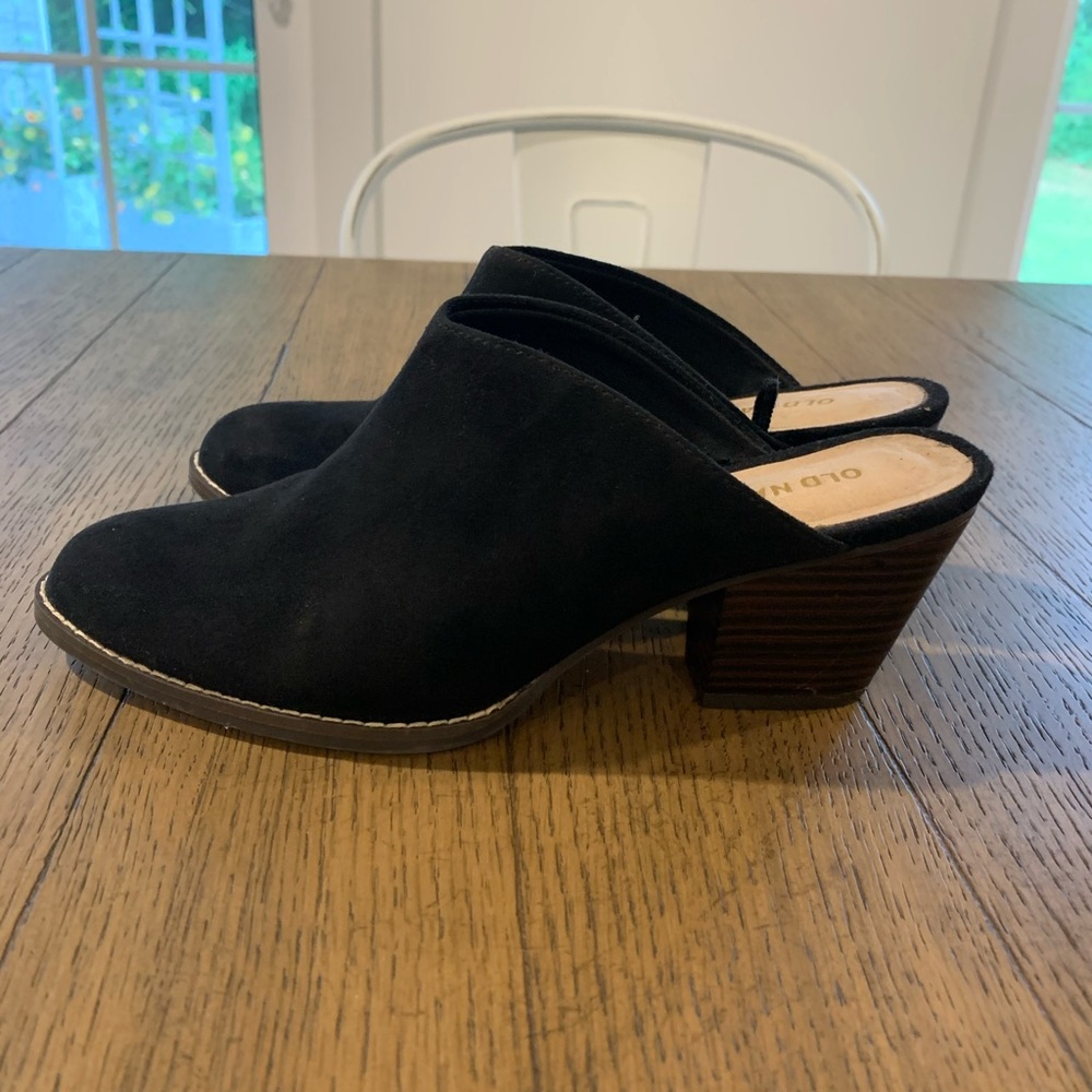 Black clogs
